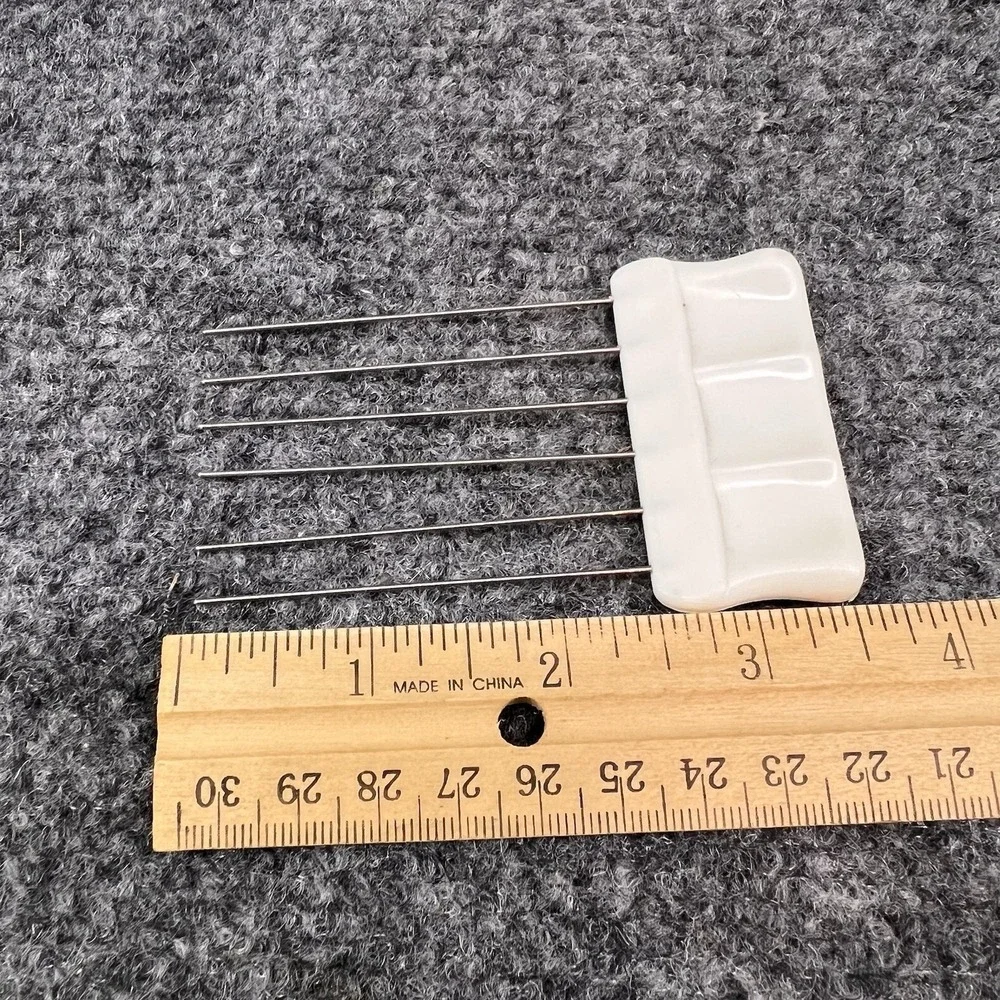 Lot Of 2 Hair Styla Hair Pick Comb Tease Lift Metal Purse Black & White 3.5